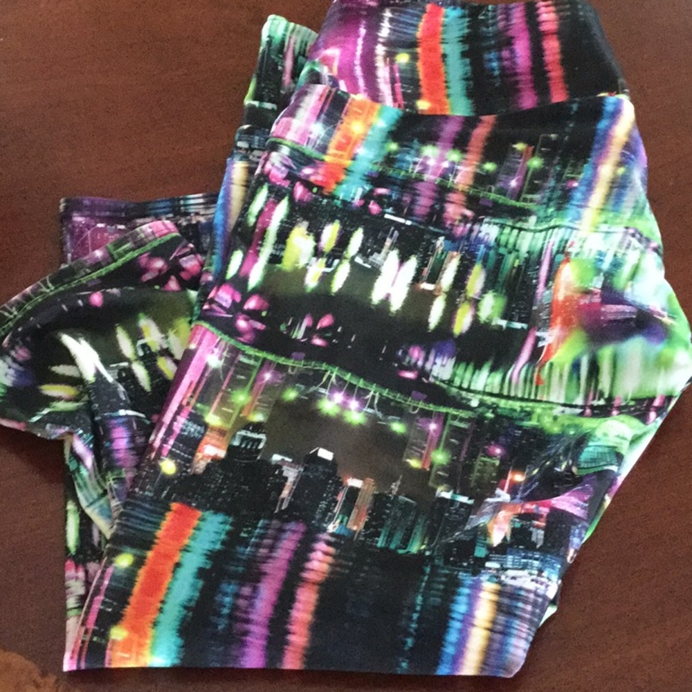Onzie capris